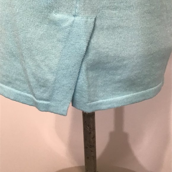 J. McLaughlin Light Blue V Neck Knit Top Size XS - Picture 10 of 11